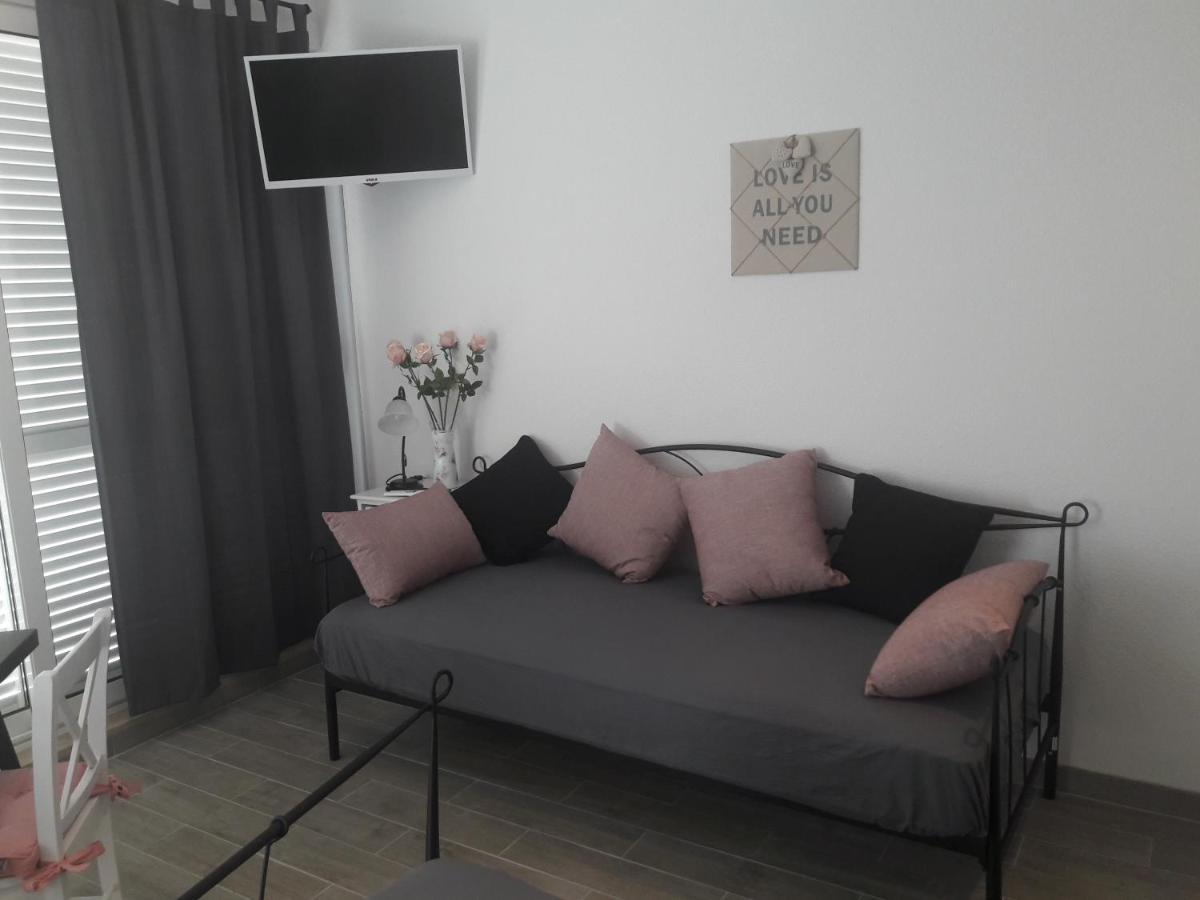 Apartamento Nessa & Meli Makarska Exterior foto