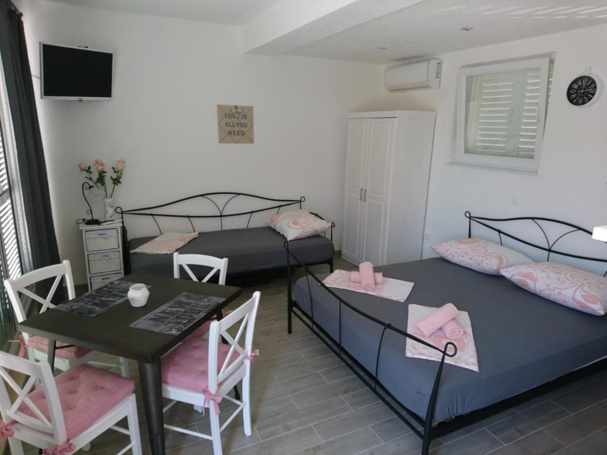 Apartamento Nessa & Meli Makarska Exterior foto